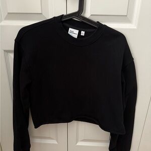TNA Cozy Fleece Black Cropped Crewneck